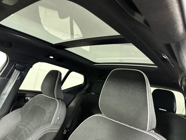 Used 2023 Volvo XC40 Recharge Plus w/ Protection Package Premier image 12