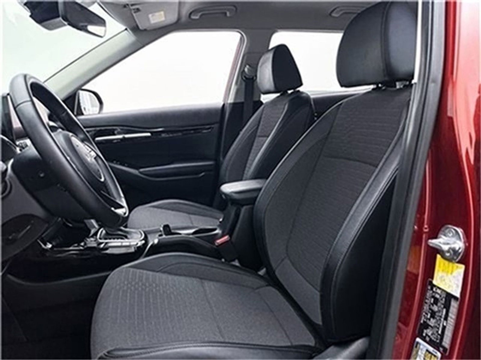 Used 2023 Kia Seltos S w/ Navigation Package image 5