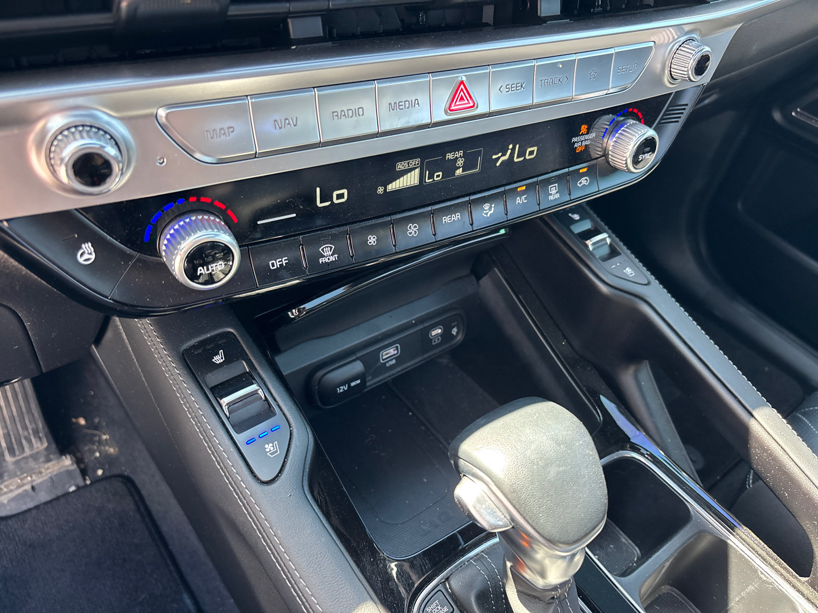 Used 2024 Kia Telluride EX X-Line AWD/4WD image 22