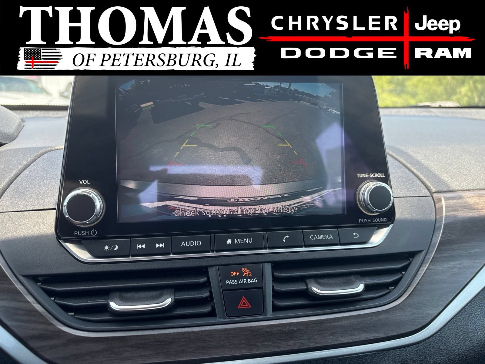 Used 2025 Nissan Altima 2.5 SV FWD image 17