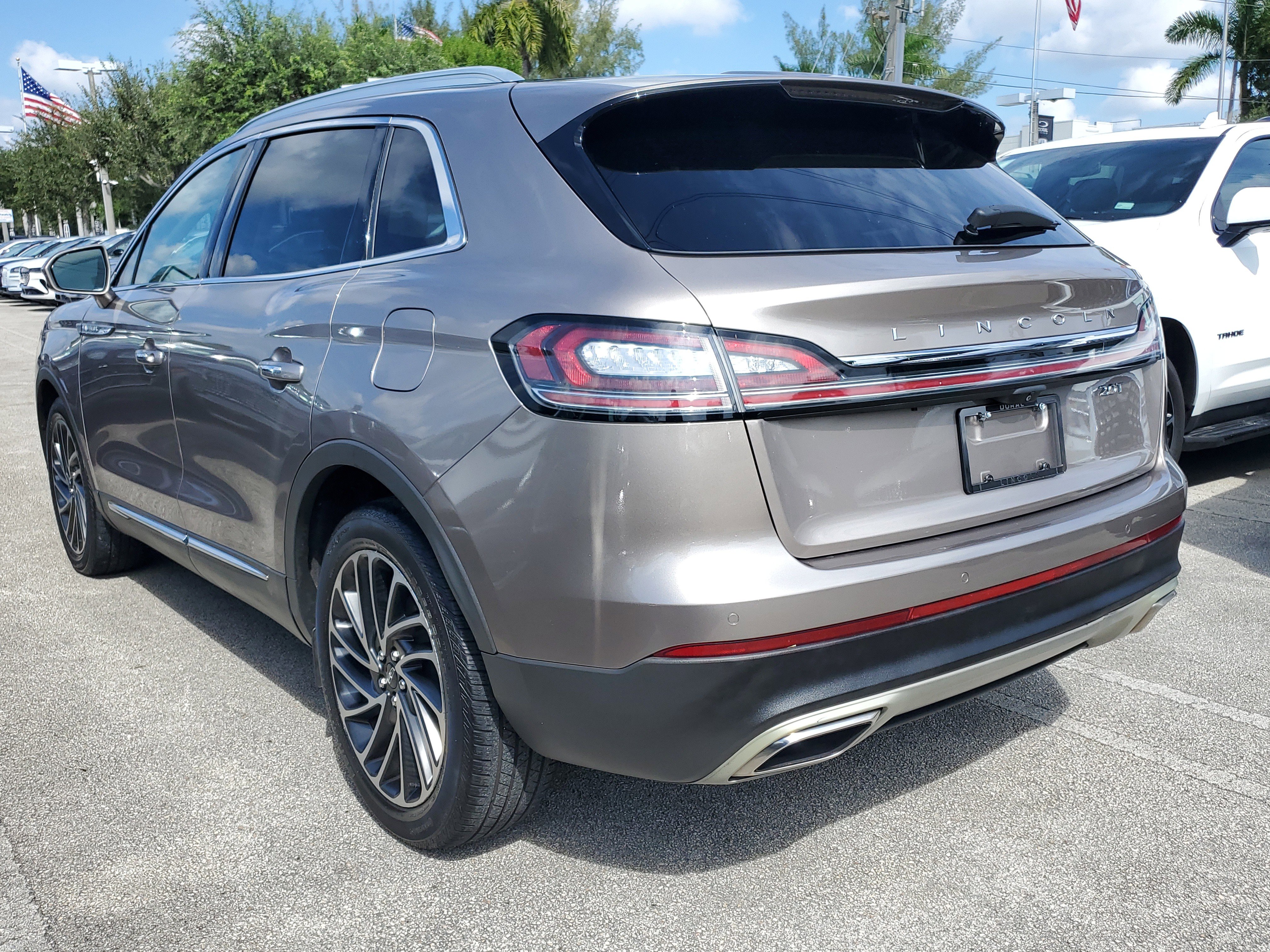 Certified 2020 Lincoln Nautilus Reserve image 4