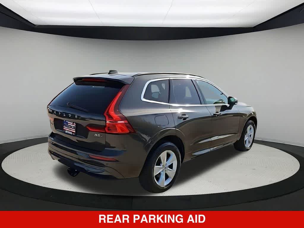 Used 2022 Volvo XC60 B5 Momentum AWD/4WD image 8
