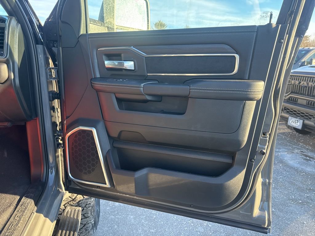 New 2026 RAM 2500 Laramie w/ Night Edition image 34