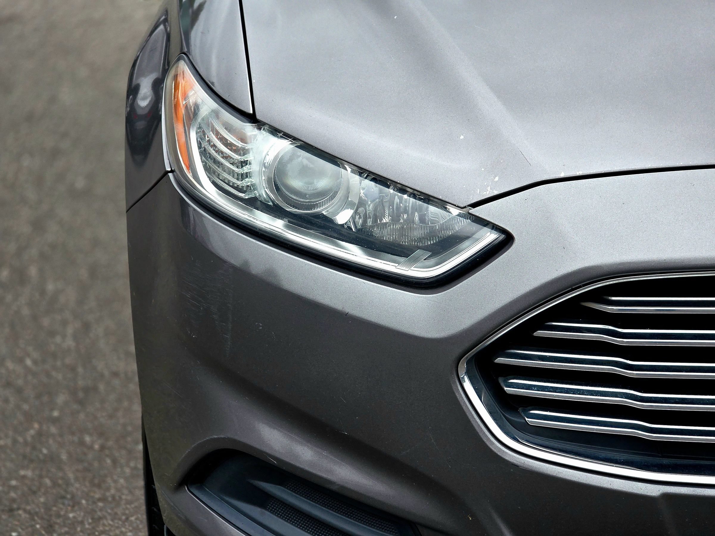 Used 2013 Ford Fusion S FWD image 2