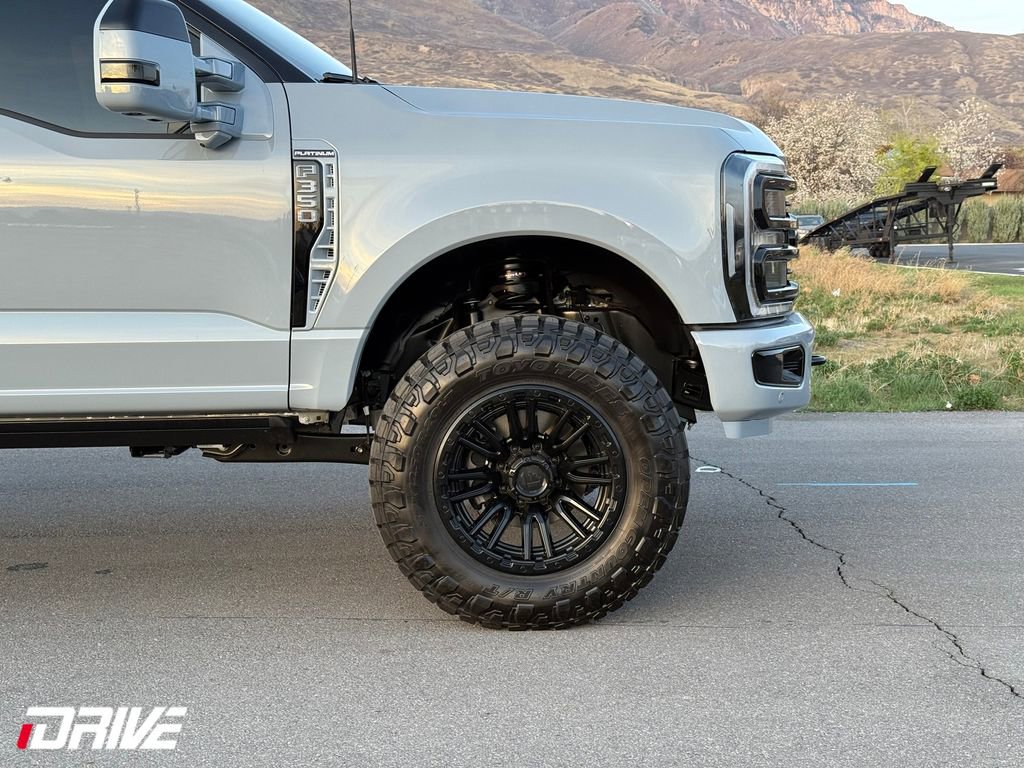 Used 2026 Ford F350 Platinum image 3