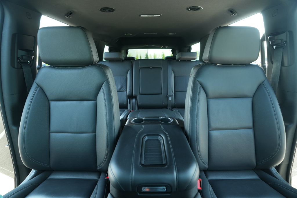 Used 2024 Chevrolet Tahoe LT AWD/4WD image 41