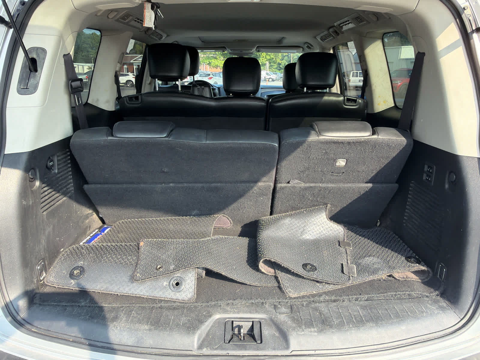 Used 2020 Nissan Armada SL w/ Premium Package AWD/4WD image 12