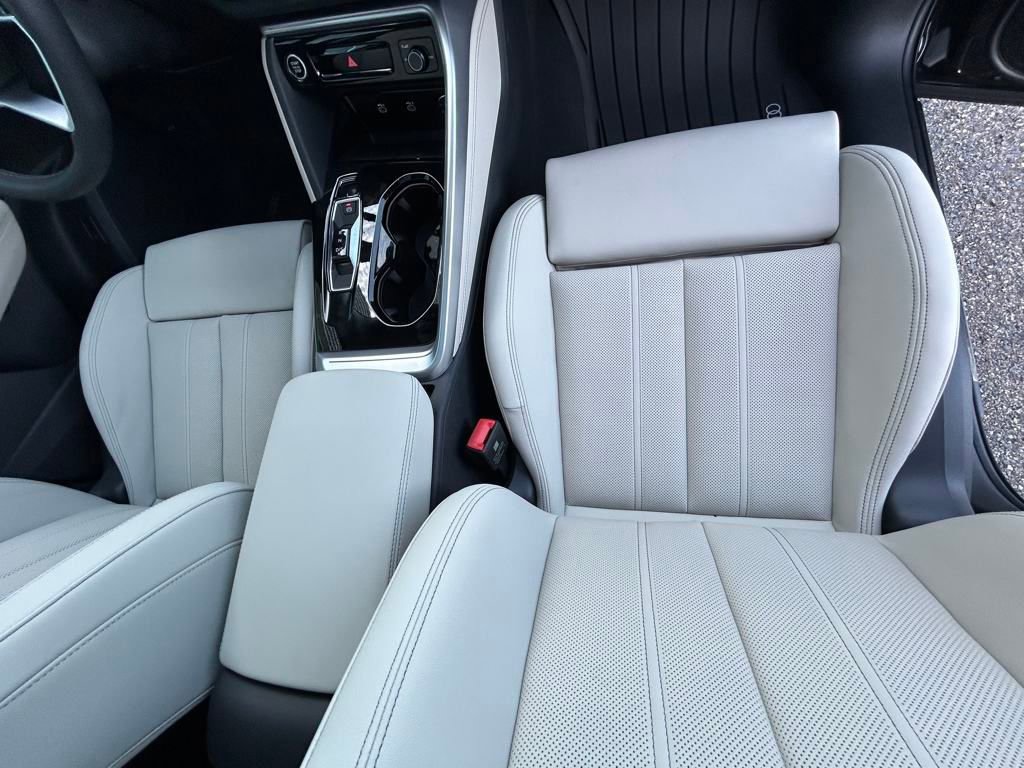 New 2025 Audi Q5 Premium Plus image 44