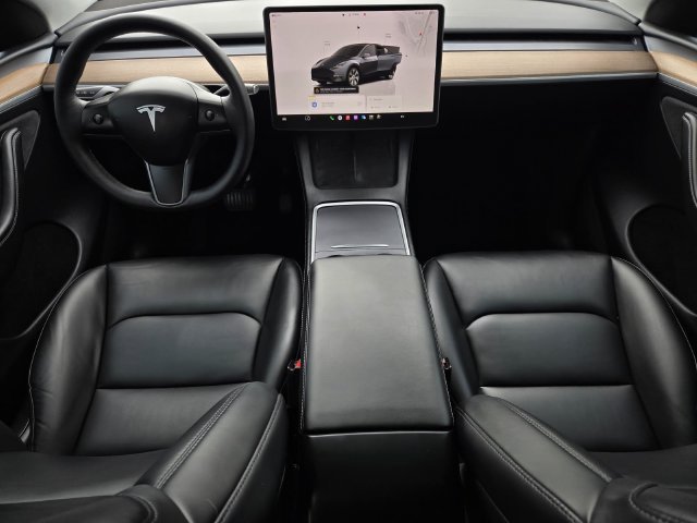 Used 2023 Tesla Model Y Long Range AWD/4WD image 17