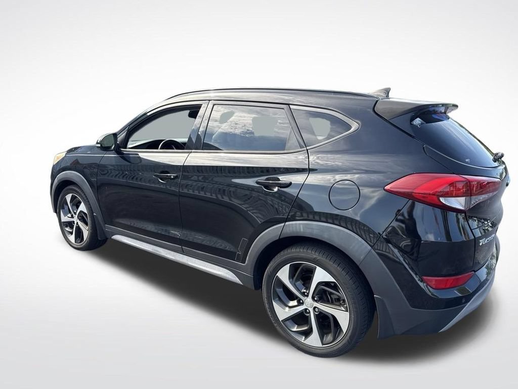 Used 2018 Hyundai Tucson Value FWD image 2
