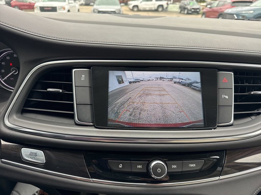 Certified 2018 Buick Enclave Essence FWD image 26