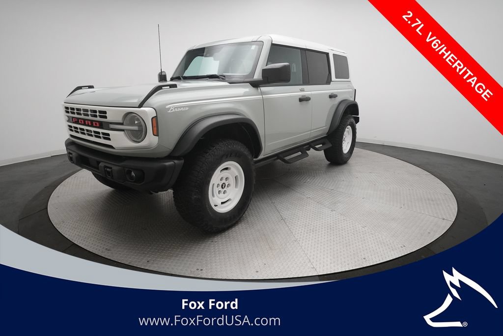 Used 2023 Ford Bronco Heritage Edition AWD/4WD image 1
