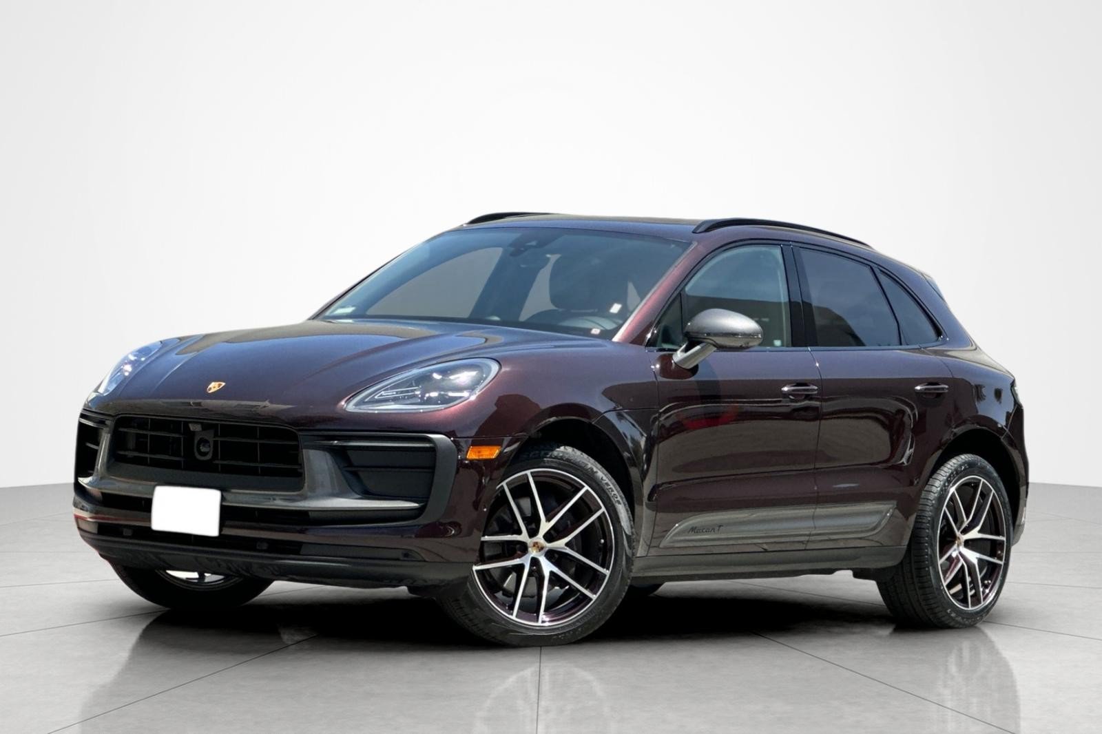 Used 2023 Porsche Macan AWD/4WD image 1