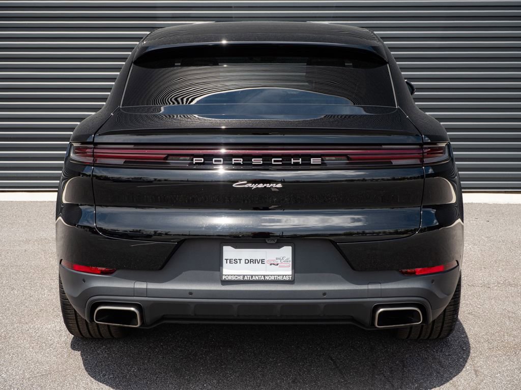 Used 2024 Porsche Cayenne Coupe AWD/4WD image 30