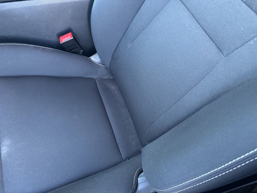 Used 2023 Nissan Rogue S image 4