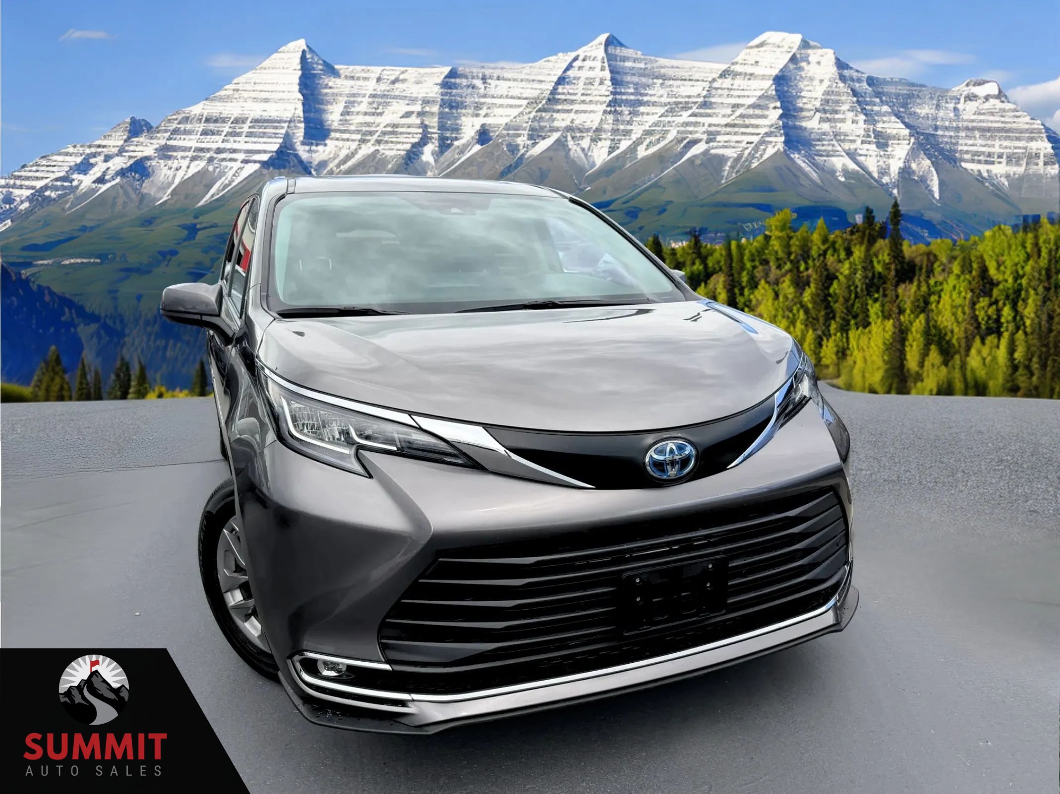 Used 2023 Toyota Sienna XLE AWD/4WD image 1