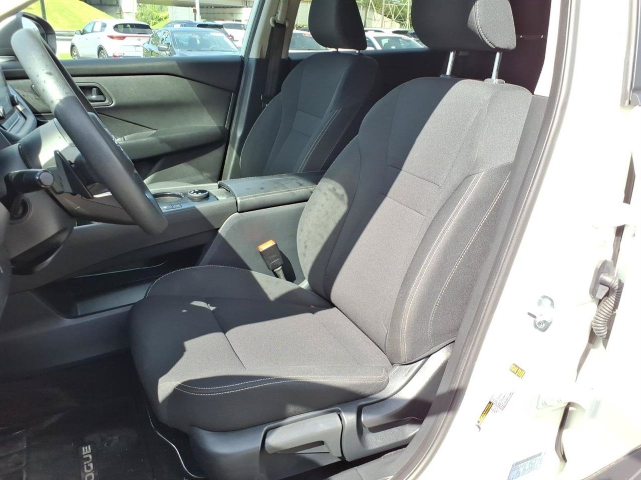 Used 2024 Nissan Rogue S AWD/4WD image 7