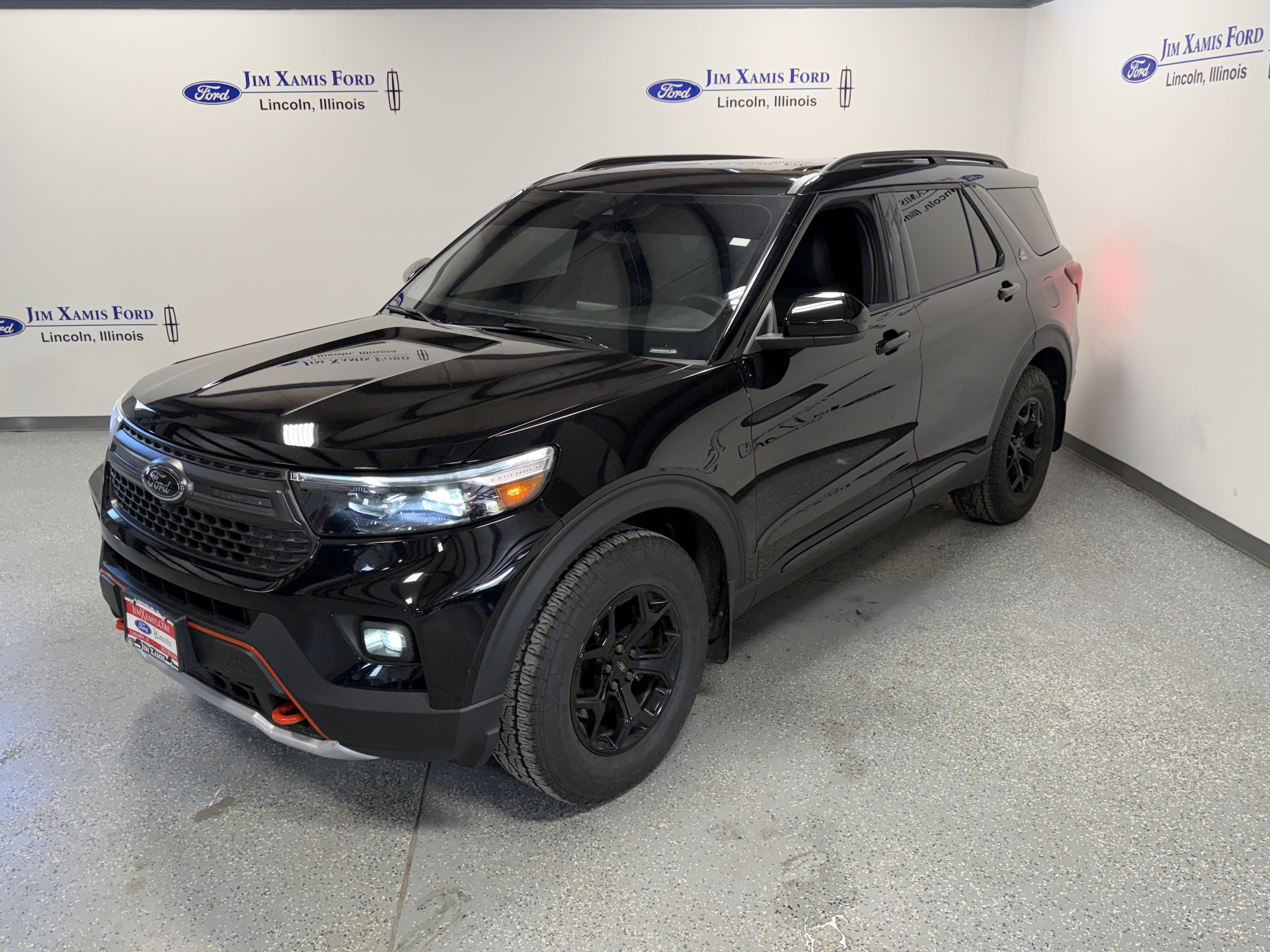 Used 2024 Ford Explorer Timberline w/ Timberline Technology Package AWD/4WD image 3