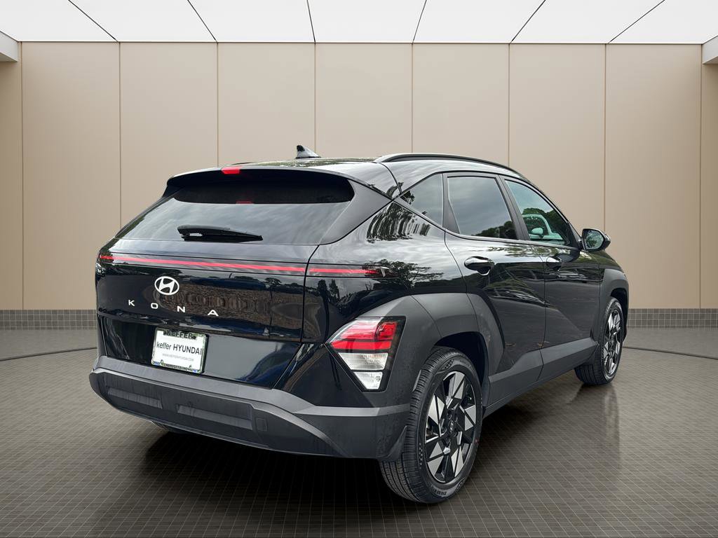 Certified 2024 Hyundai Kona SEL FWD image 5