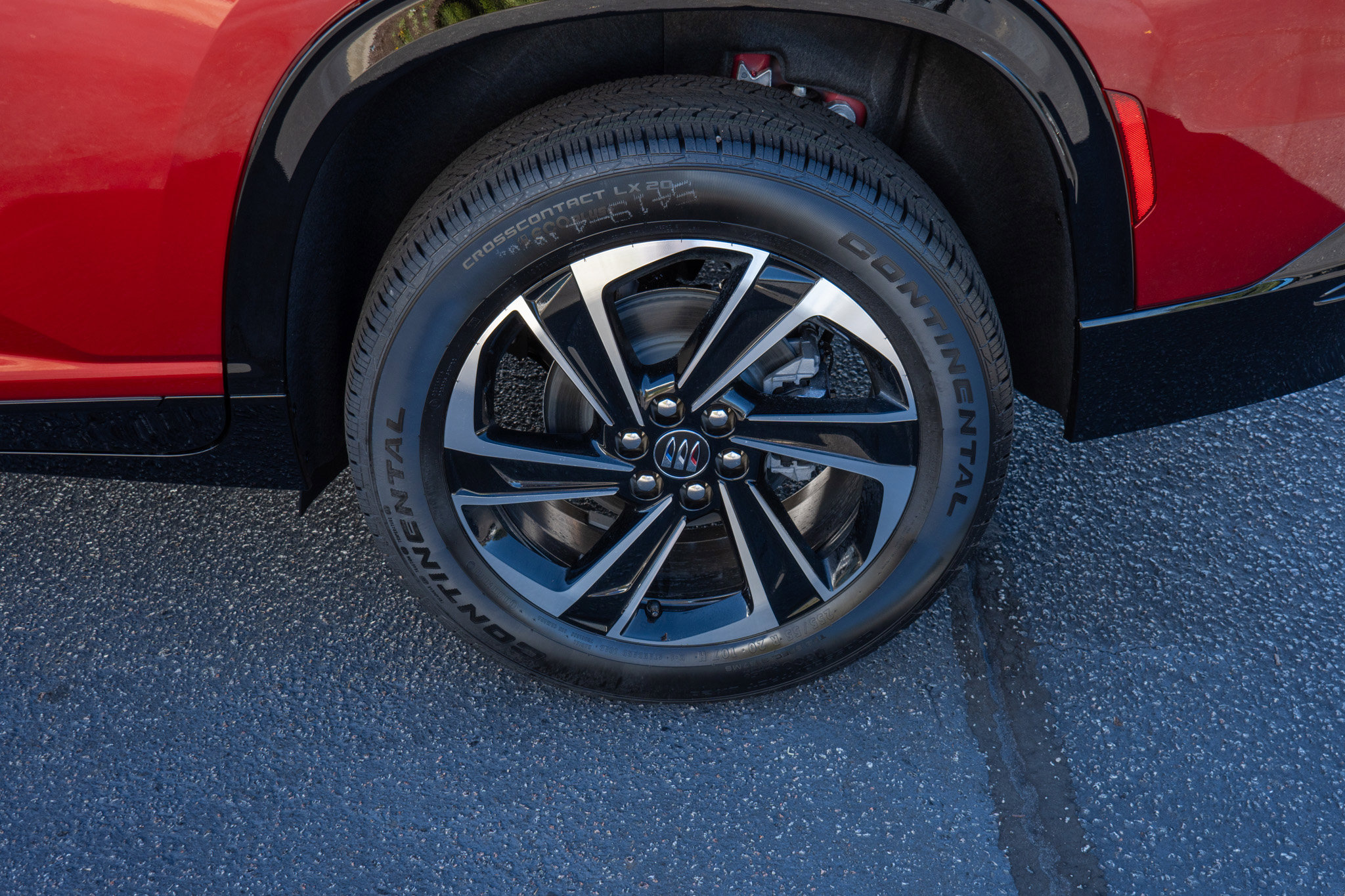 New 2026 Buick Enclave Sport Touring w/ Power Package image 9