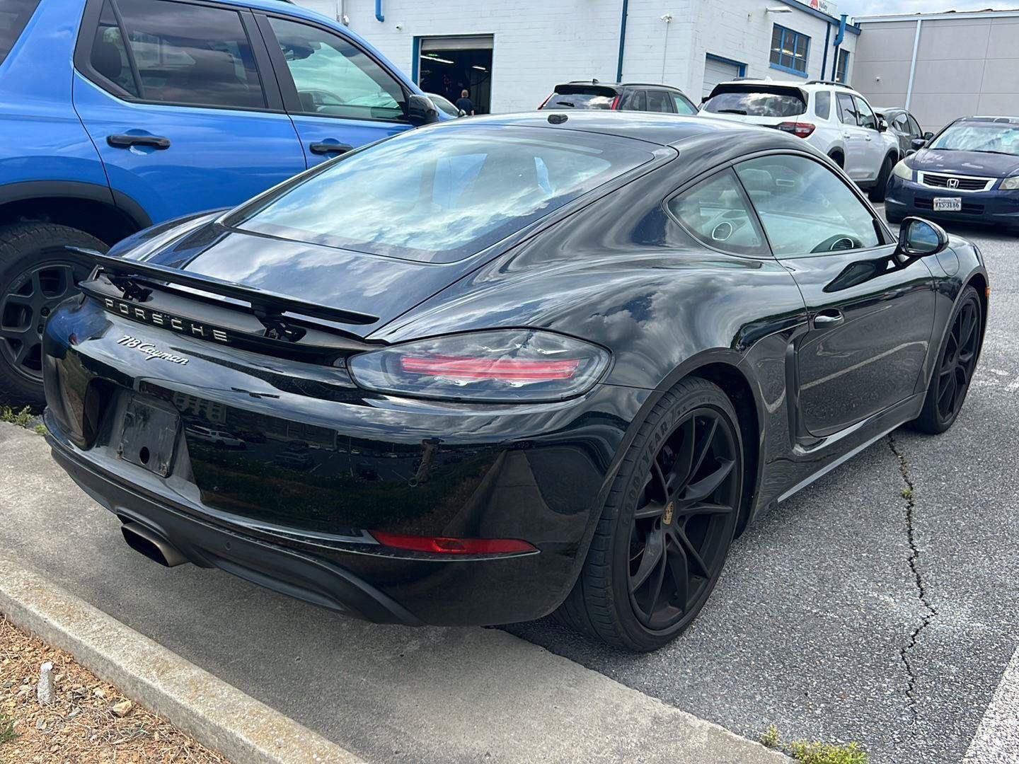 Used 2019 Porsche 718 Cayman RWD image 4
