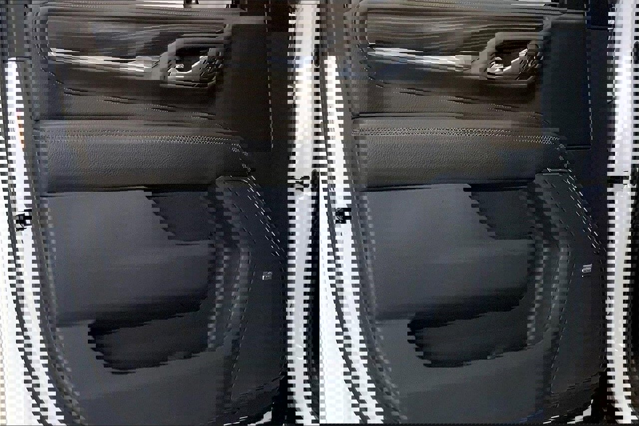 Used 2021 GMC Yukon Denali image 25