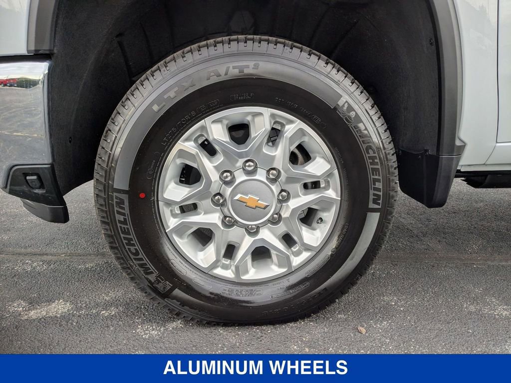 New 2026 Chevrolet Silverado 3500 LT AWD/4WD image 10