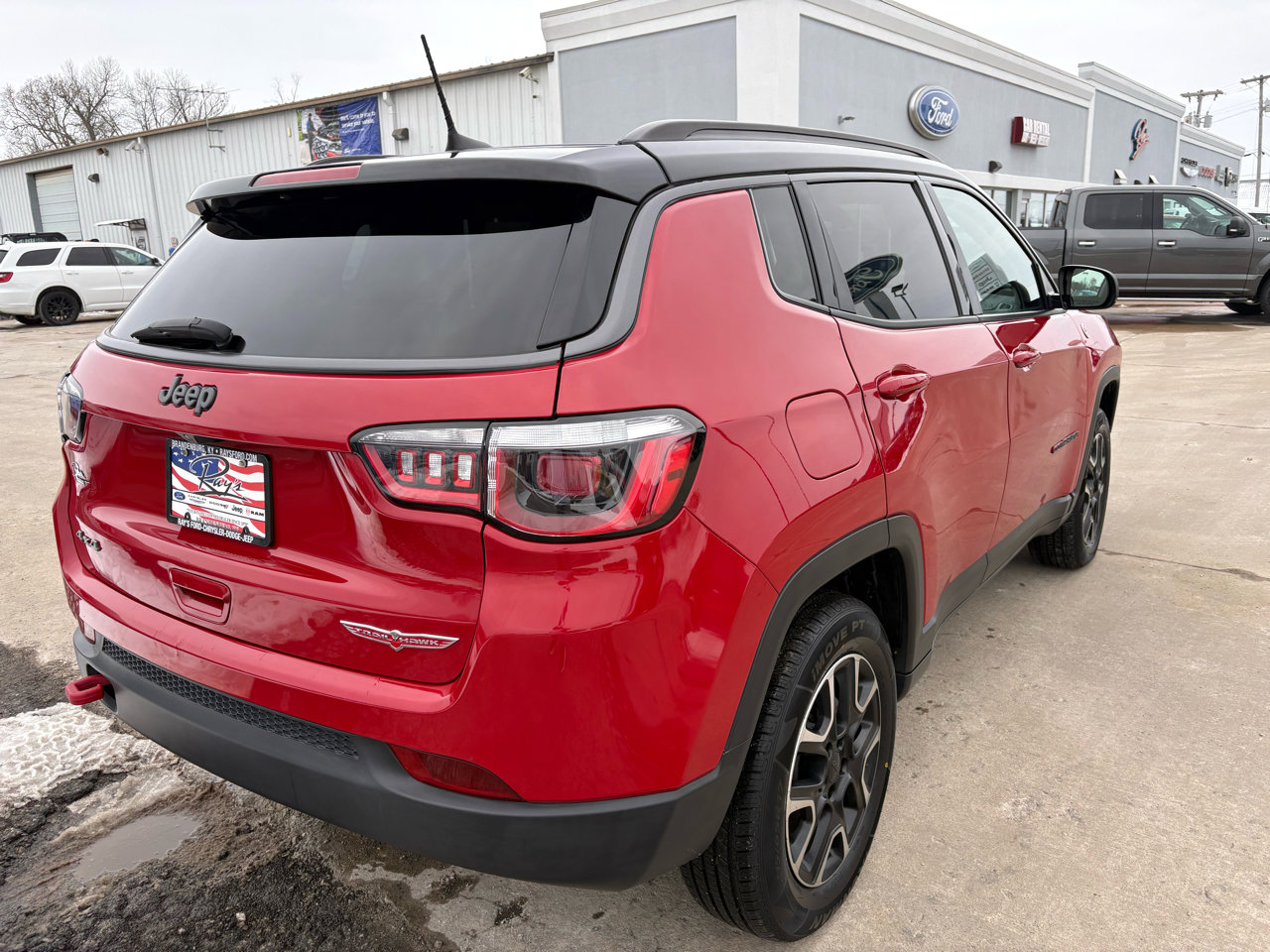 Used 2020 Jeep Compass Trailhawk image 3