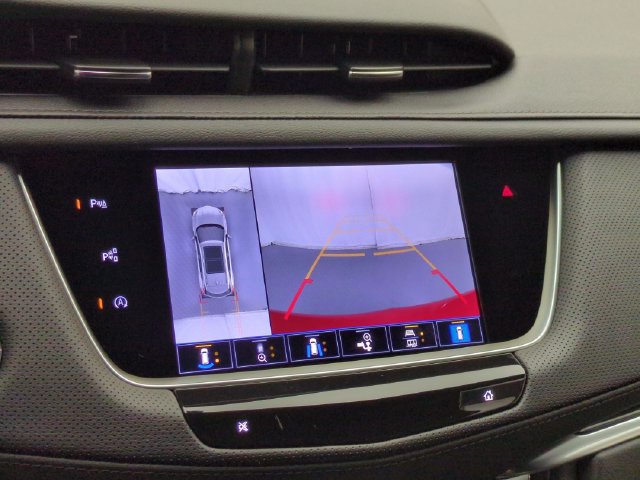 New 2026 Cadillac XT5 Premium Luxury w/ Driver Assist Package AWD/4WD image 16