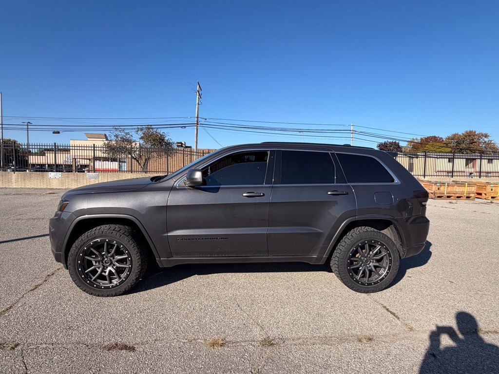 Used 2015 Jeep Grand Cherokee Altitude AWD/4WD image 5