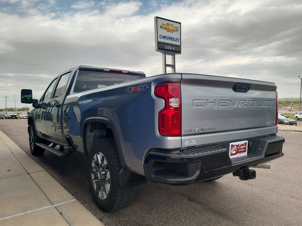 Used 2024 Chevrolet Silverado 2500 Custom w/ Custom Value Package AWD/4WD image 6