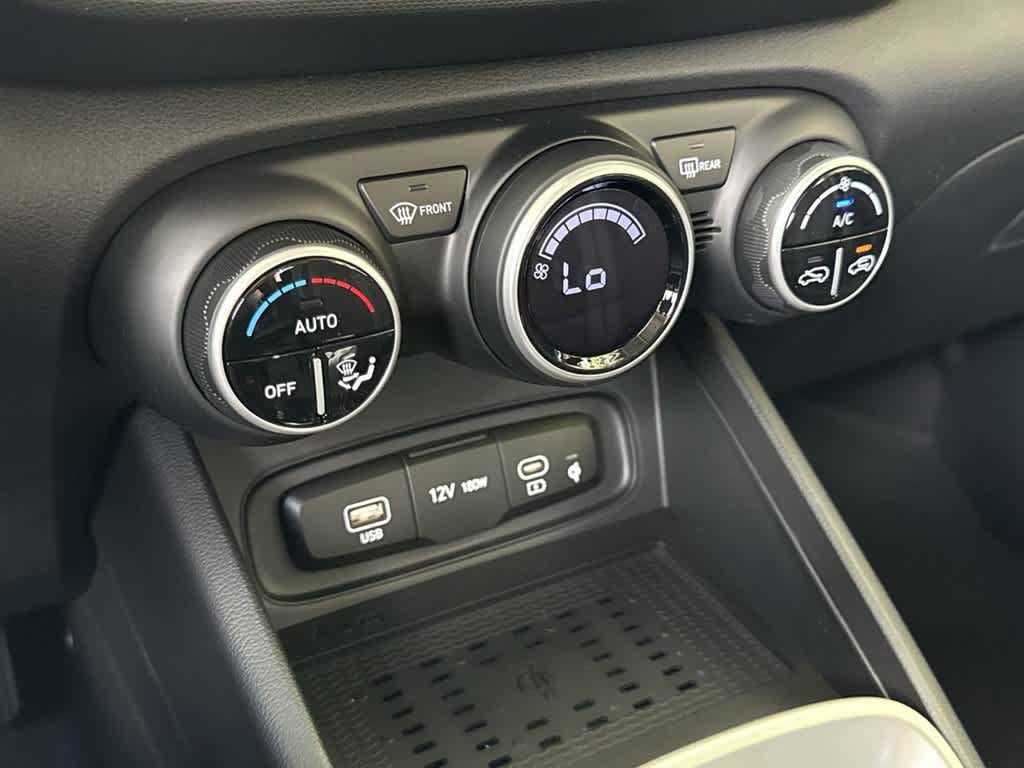 New 2026 Hyundai Venue SEL FWD image 20