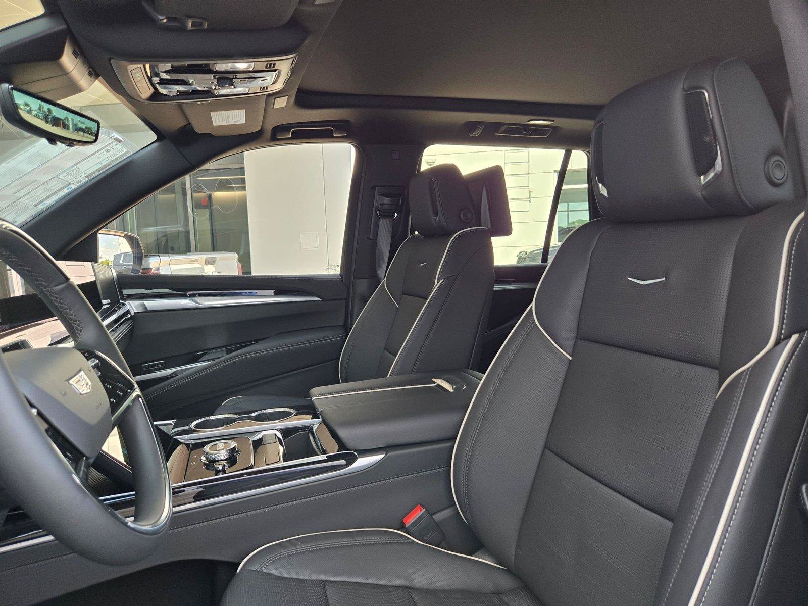 New 2026 Cadillac Escalade Sport w/ Touring Package AWD/4WD image 29