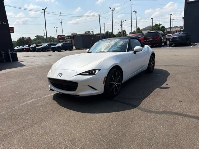 New 2026 MAZDA MX-5 Miata Grand Touring w/ Weather Package RWD image 24
