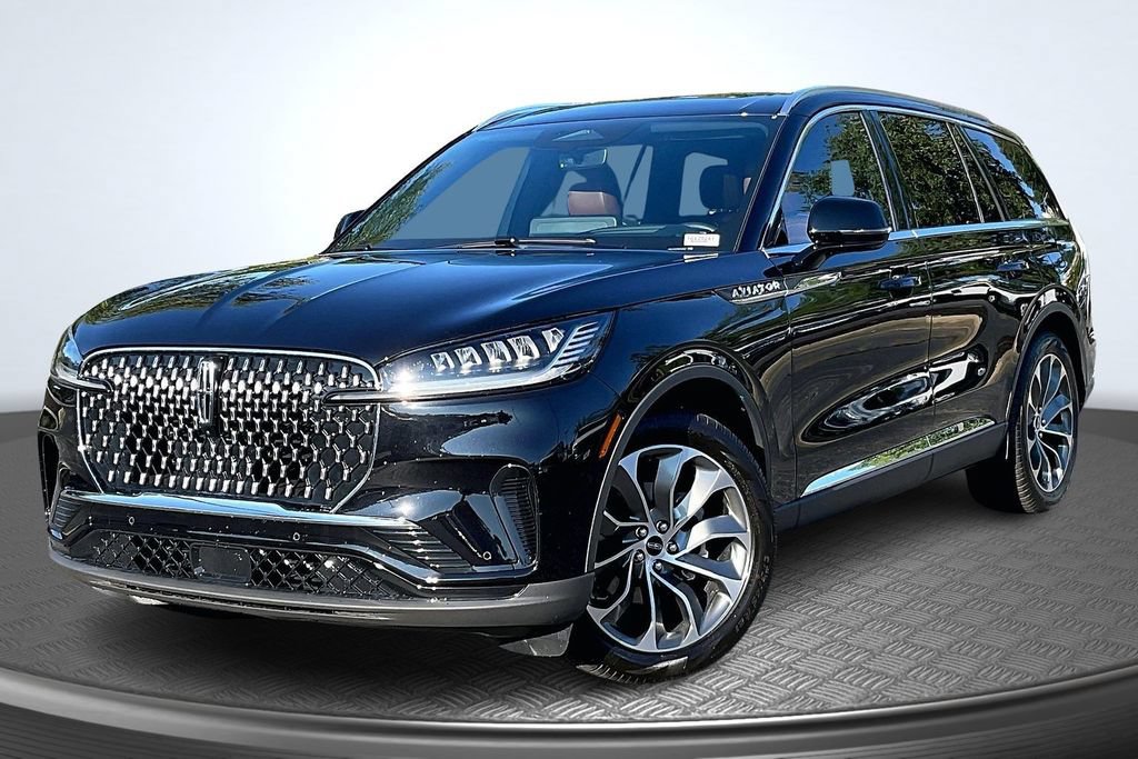 New 2026 Lincoln Aviator Reserve RWD image 2