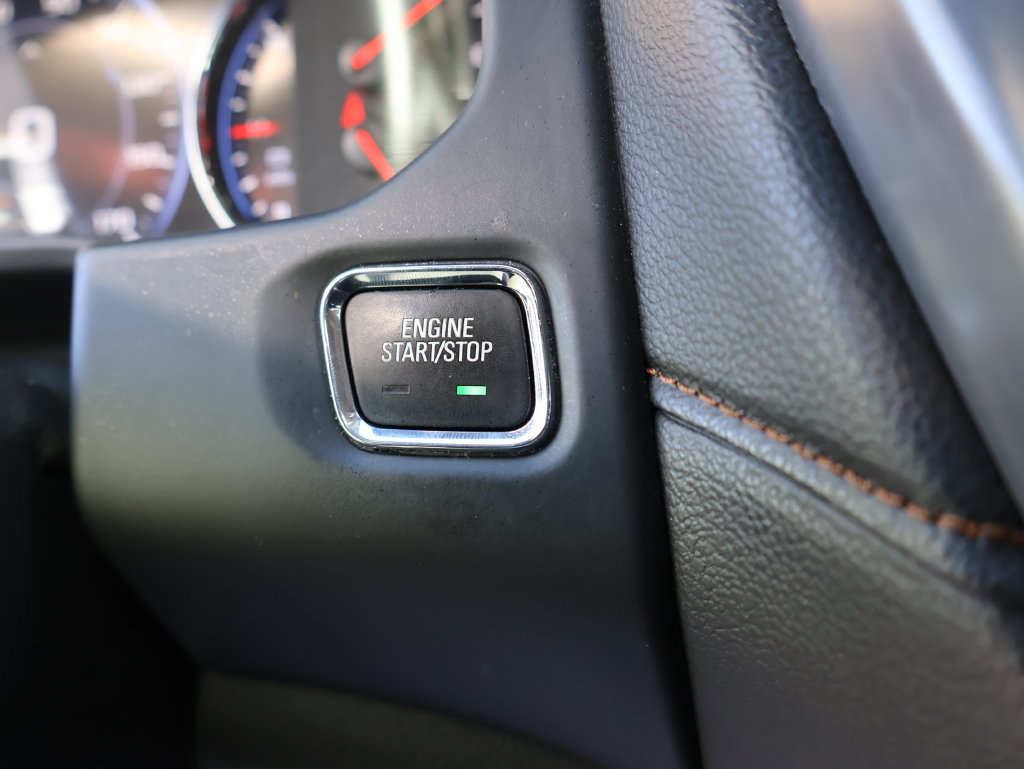 Used 2023 GMC Acadia AT4 w/ Technology Package AWD/4WD image 29