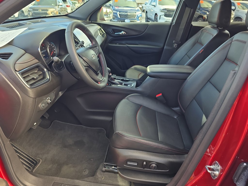 Certified 2024 Chevrolet Equinox RS w/ RS Leather Package image 17