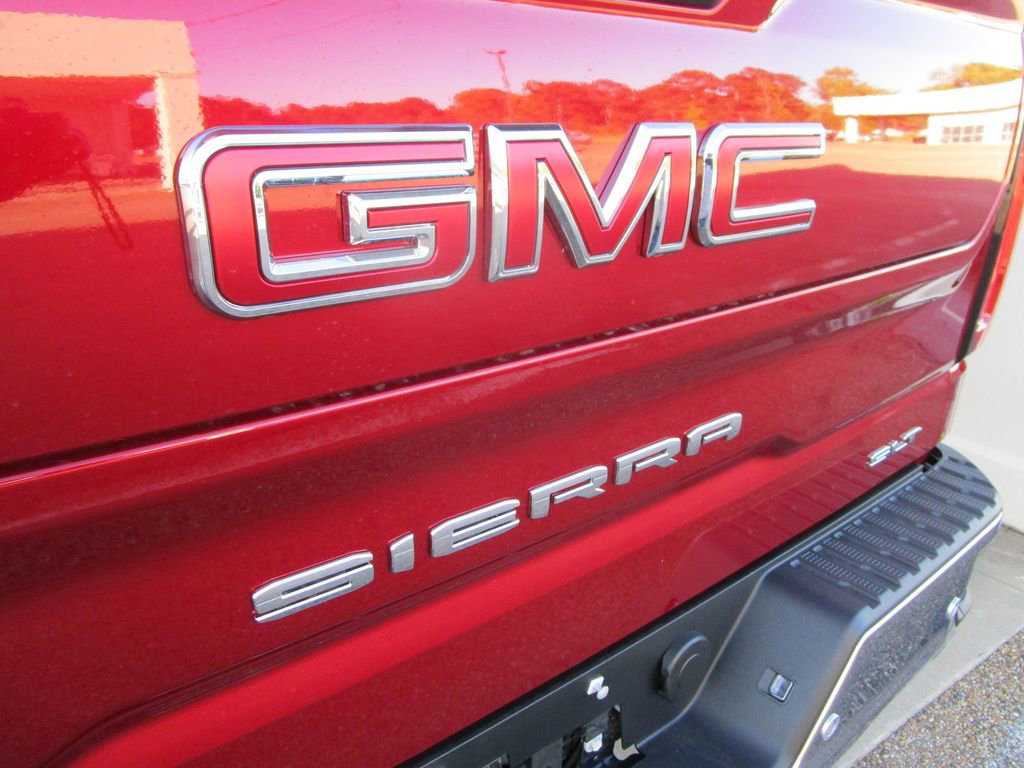 New 2026 GMC Sierra 1500 SLT w/ SLT Premium Plus Package image 18
