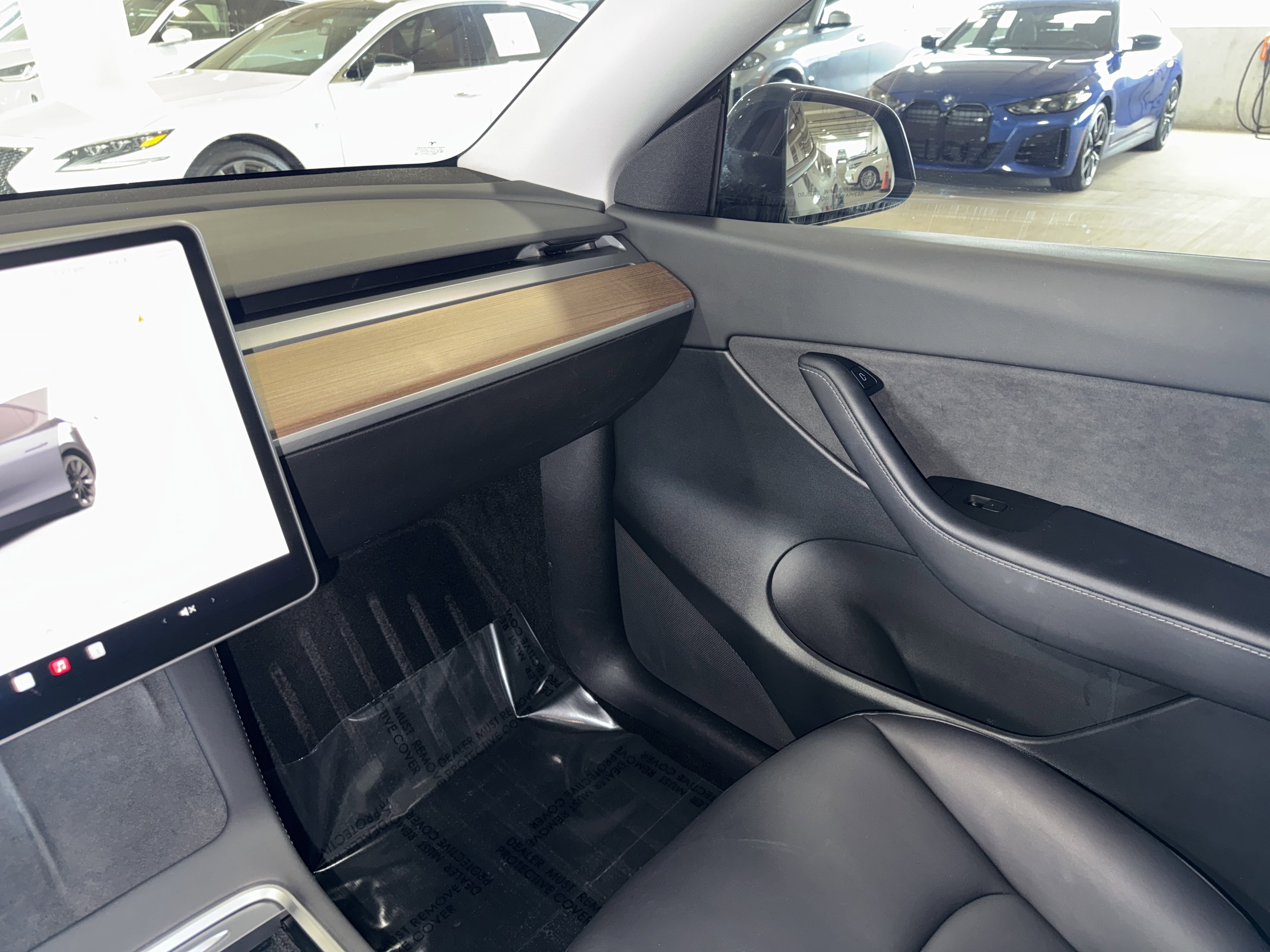 Used 2022 Tesla Model Y Long Range image 29