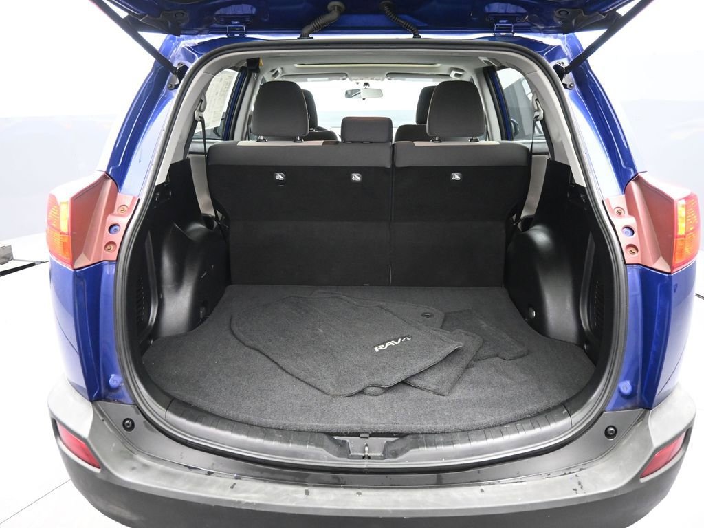 Used 2014 Toyota RAV4 XLE image 22