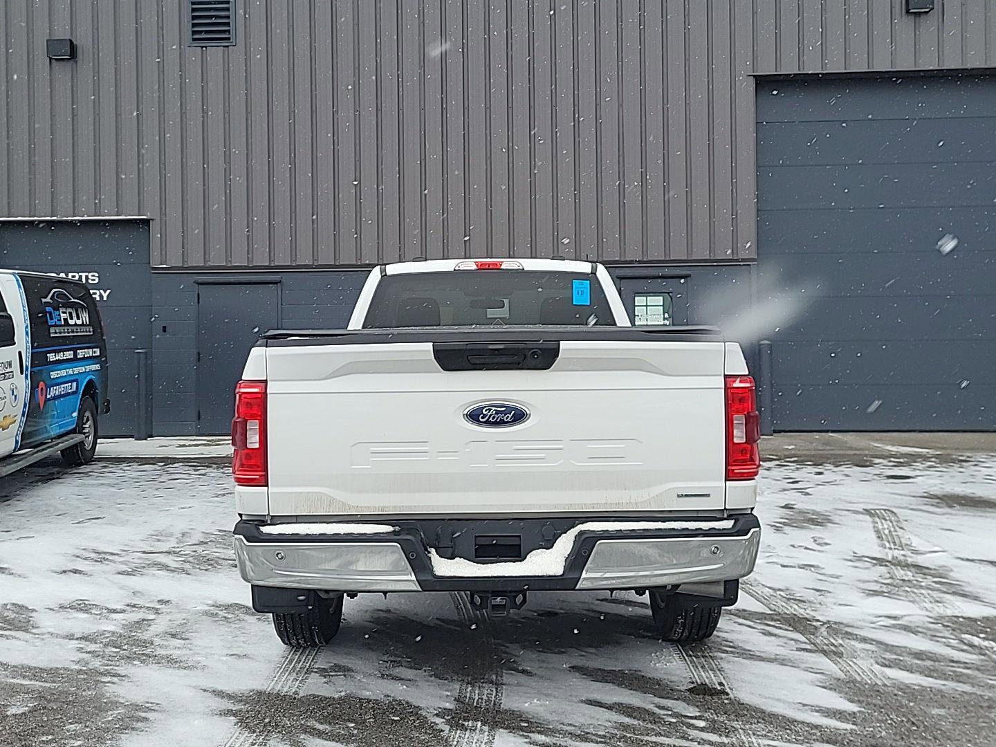 Used 2023 Ford F150 XLT w/ Trailer Tow Package image 4