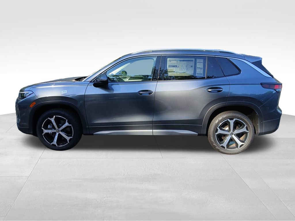 New 2026 Volkswagen Tiguan SE AWD/4WD image 2
