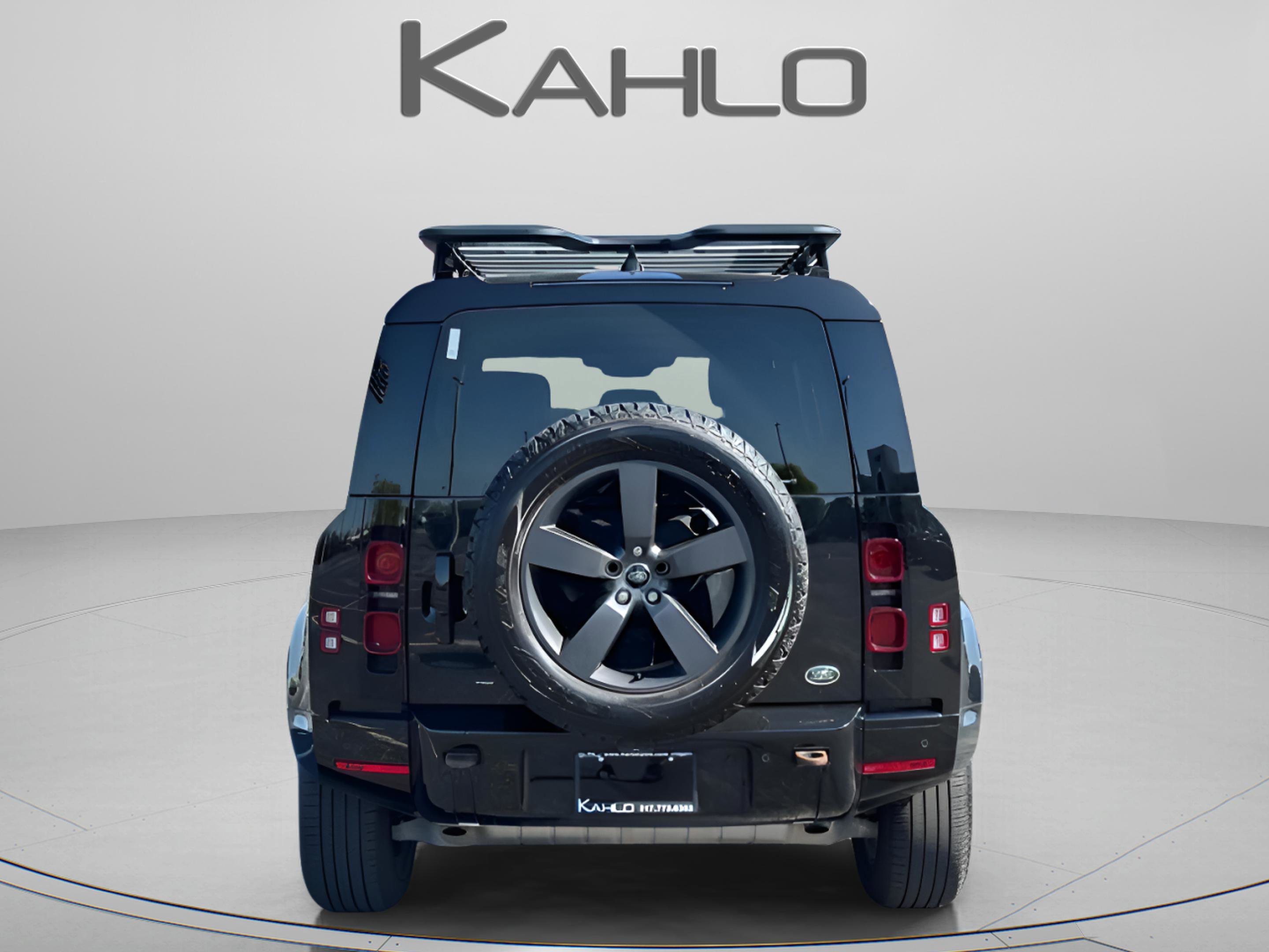 Used 2022 Land Rover Defender 110 X-Dynamic HSE AWD/4WD image 3