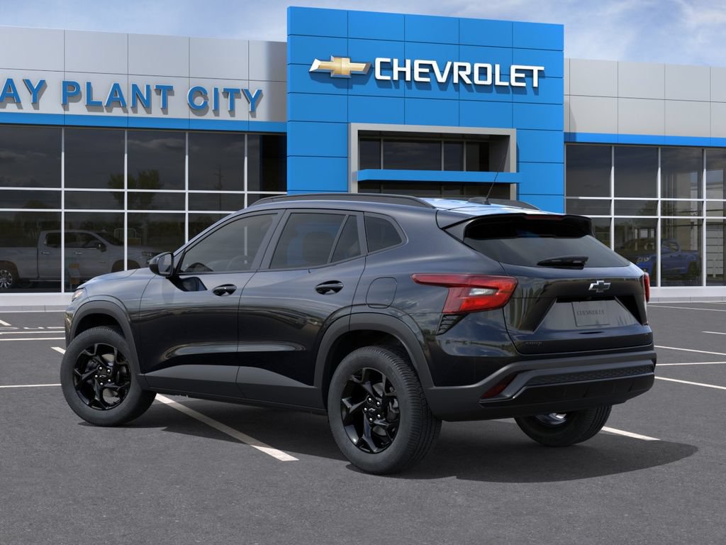 New 2026 Chevrolet Trax LT w/ Driver Confidence Package FWD image 3