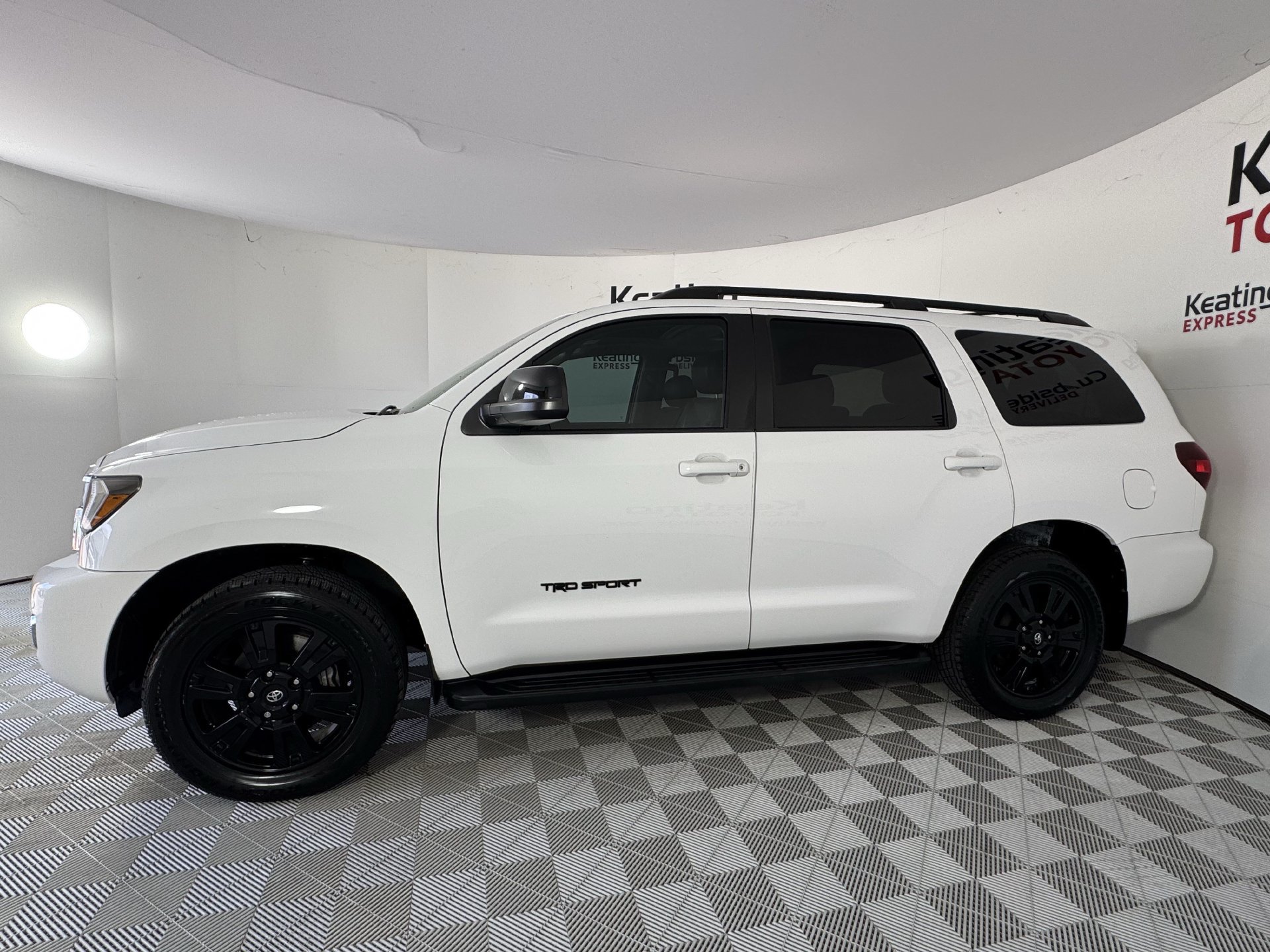 Used 2019 Toyota Sequoia TRD Sport w/ TRD Sport Premium Package RWD image 7