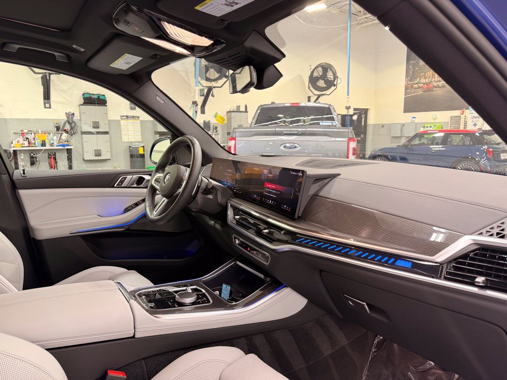 Used 2026 BMW X5 M60i AWD/4WD image 28