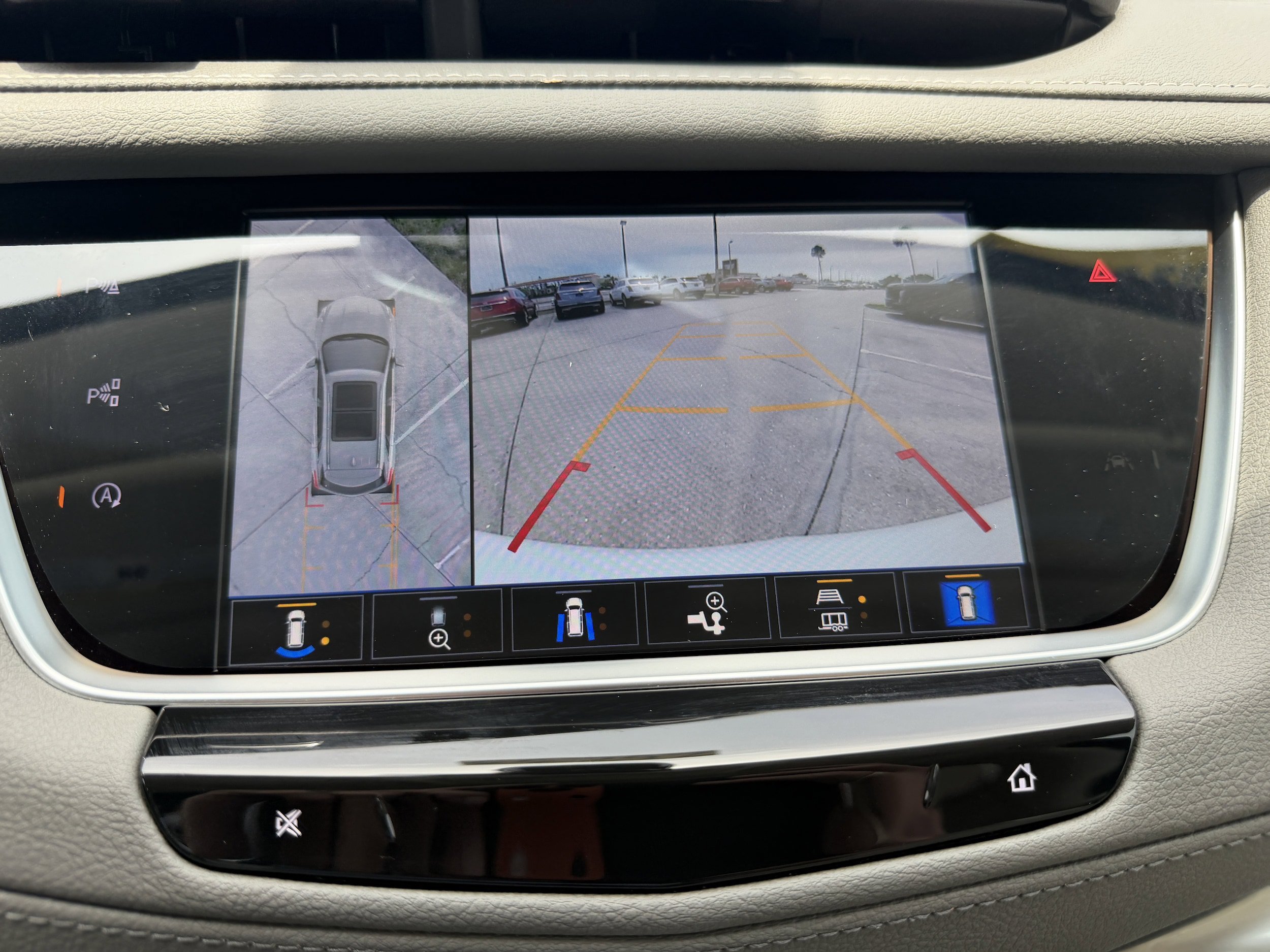 New 2026 Cadillac XT5 Premium Luxury w/ Driver Assist Package FWD image 23