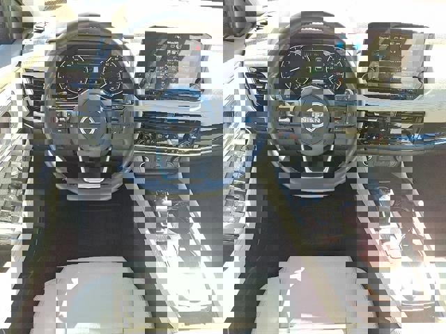 Used 2022 Nissan Rogue SL w/ SL Premium Package image 45