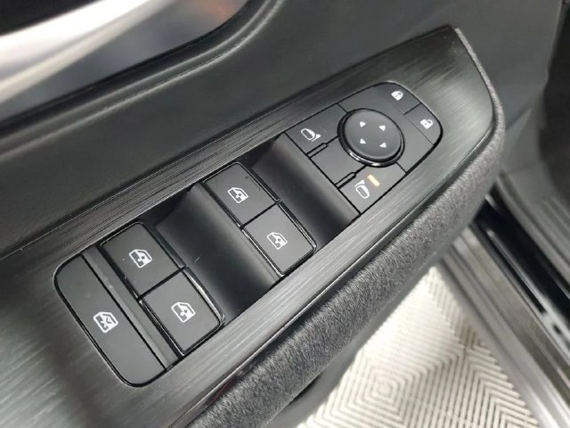New 2026 Nissan Kicks SV FWD image 23