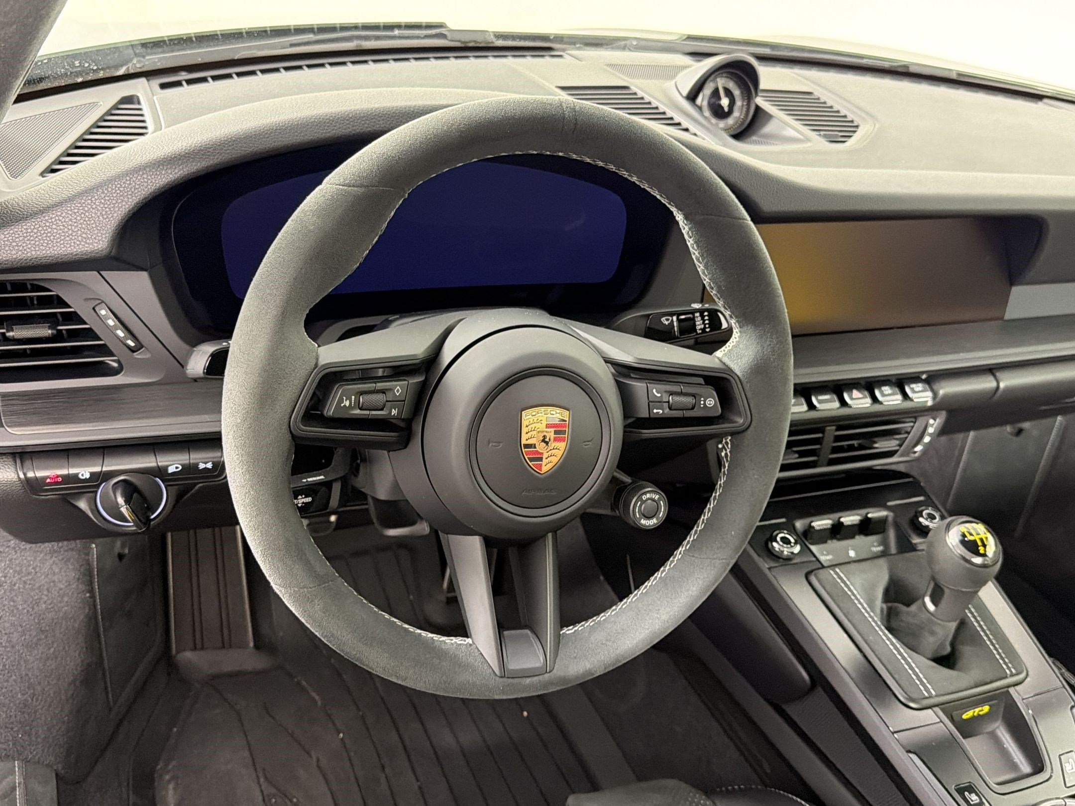 Certified 2026 Porsche 911 GT3 RWD image 11